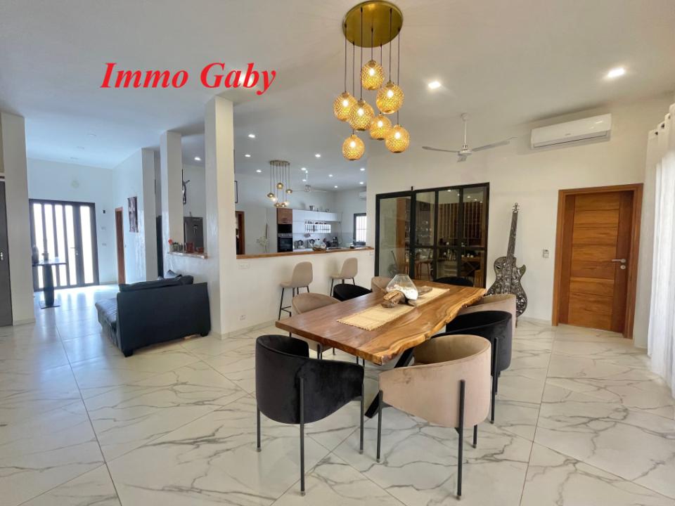 Image 16 de la réf. V0421