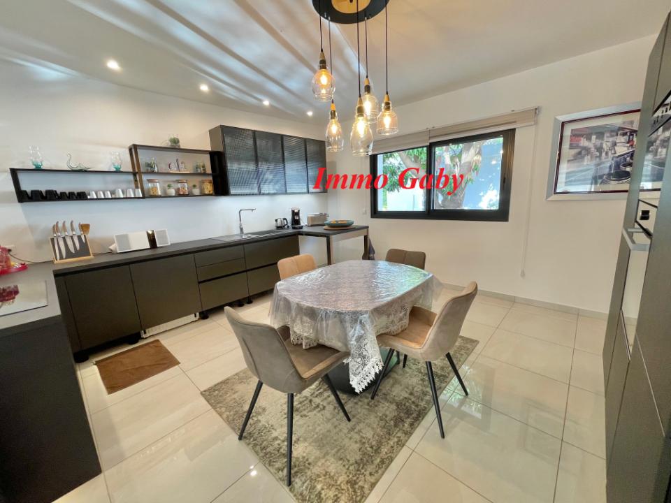 Image 8 de la réf. V0522