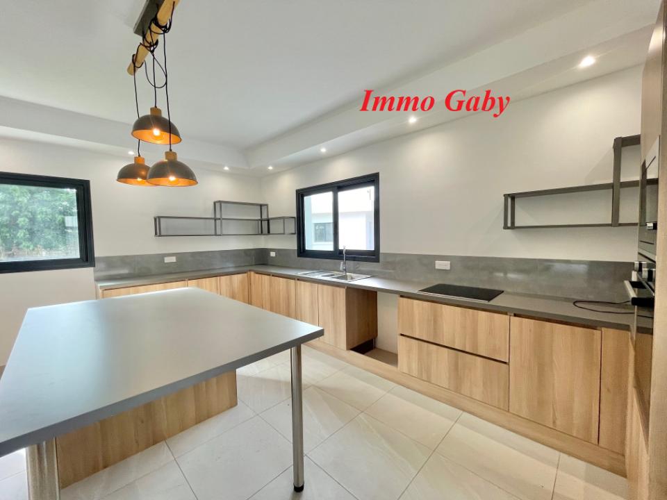 Image 10 de la réf. V0523