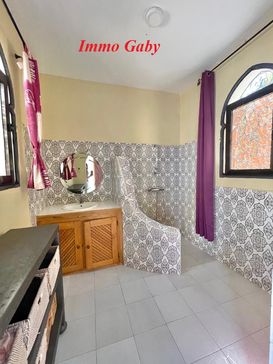 Image 11 de la réf. V0628