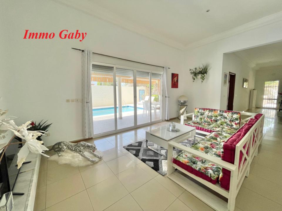 Image 15 de la réf. V0629