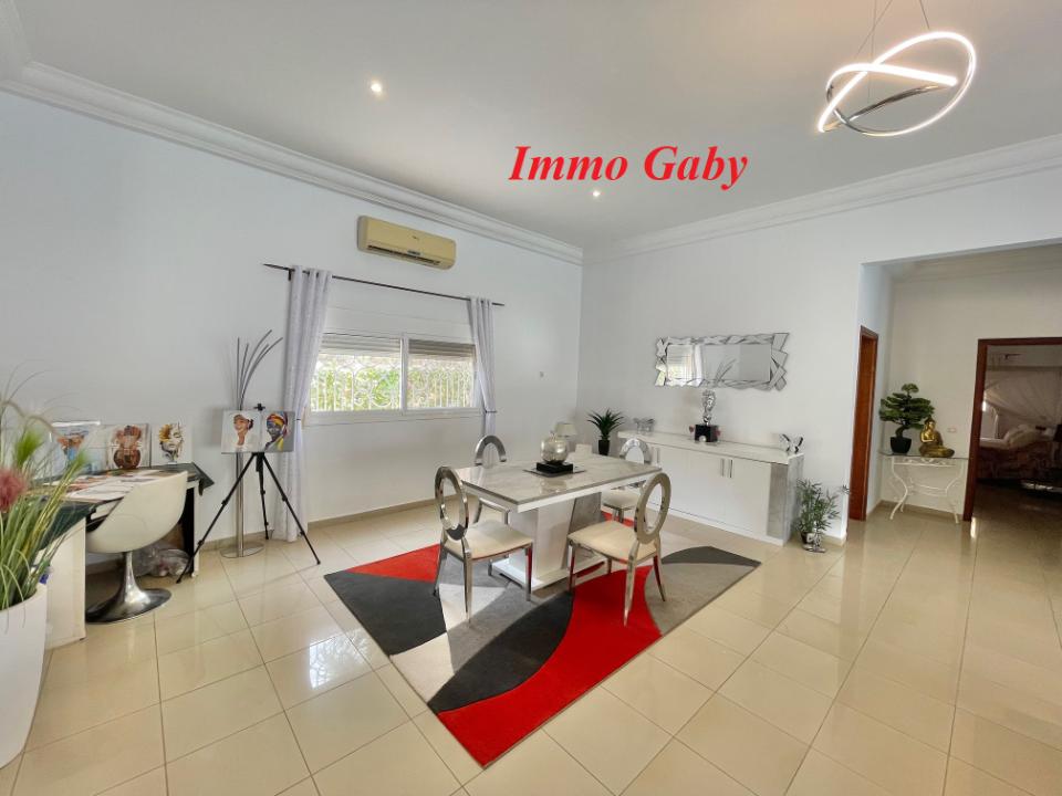 Image 16 de la réf. V0629