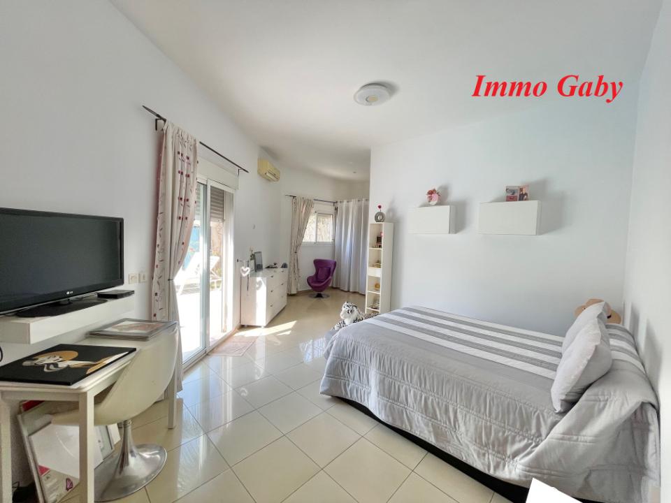 Image 17 de la réf. V0629