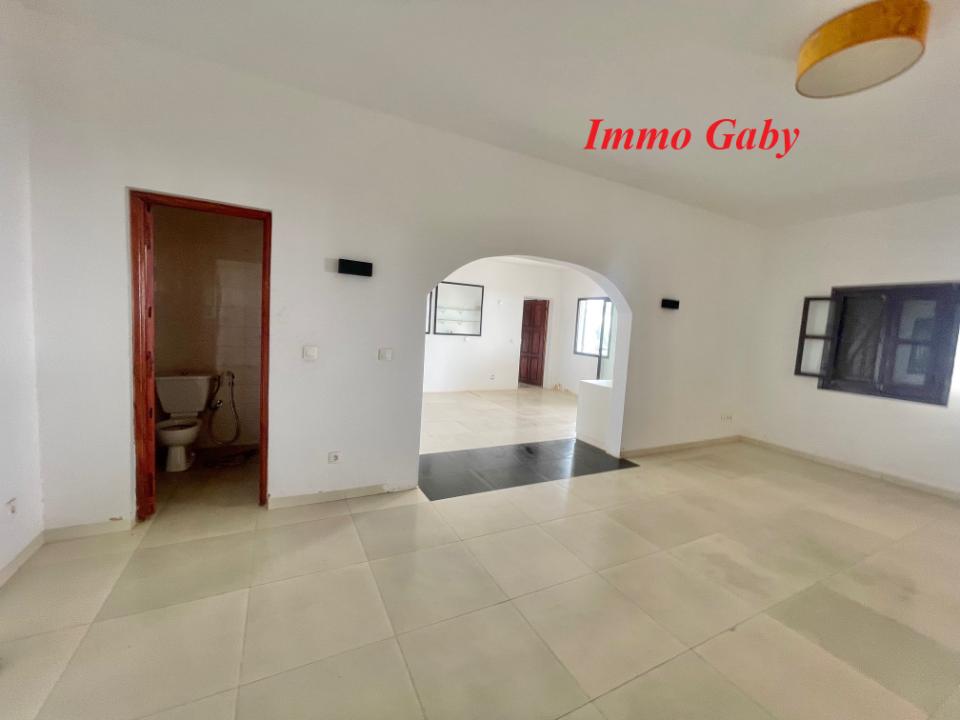 Image 14 de la réf. V0630