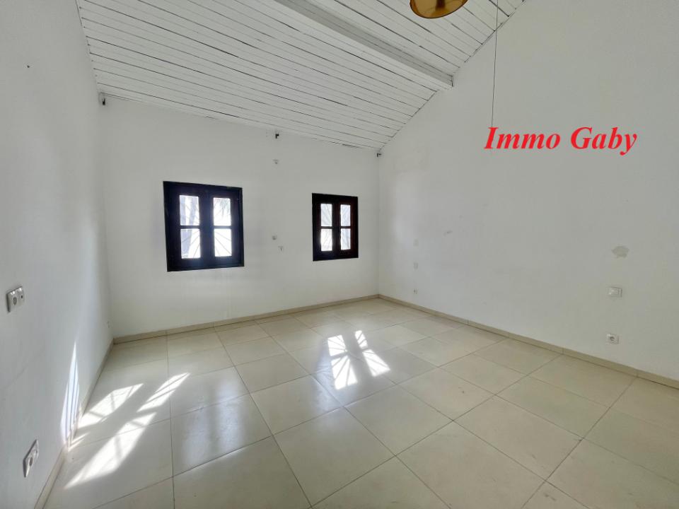 Image 26 de la réf. V0630