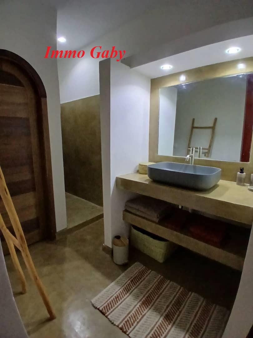 Image 16 de la réf. V0644