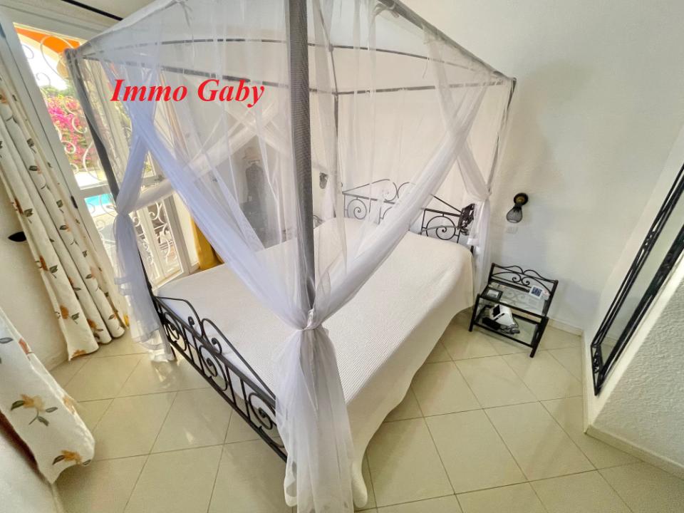 Image 15 de la réf. V0647